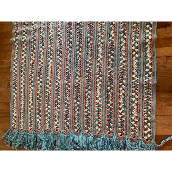 Handmade Mile a Minute Crochet Throw Blanket with Fringe 44"x72" Soft Pastels - Picture 15 of 16